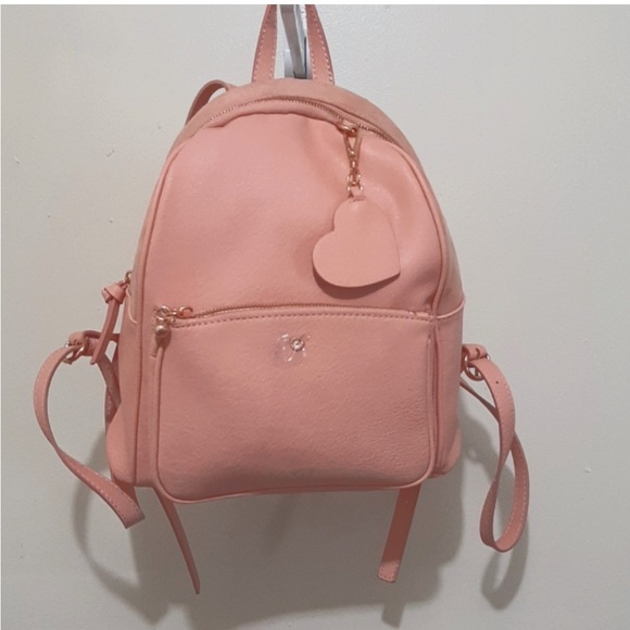 LC Lauren Conrad Handbags - LC LAUREN CONRAD BACKPACK PURSE
